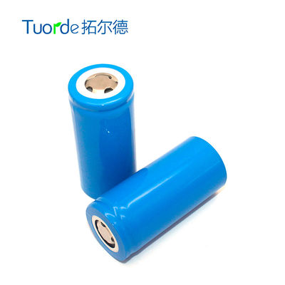 Batteria a ioni di litio di lunga durata 32700 6000mAh 32mm x 70mm